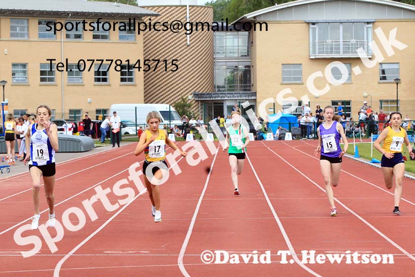 Girls Under-15s 200 metres, 2022 Northern Inter Counties U17s and U15s Track and Field, York, Thursday, June 2nd. Photo: David T. Hewitson/Sports for All Pics
